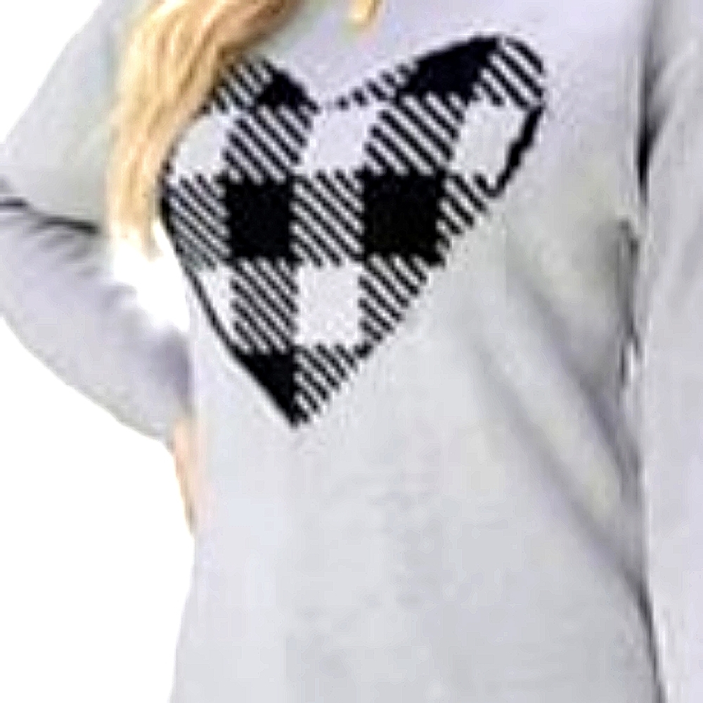 NEW: Women's Heart Pullover Sweater ❤️